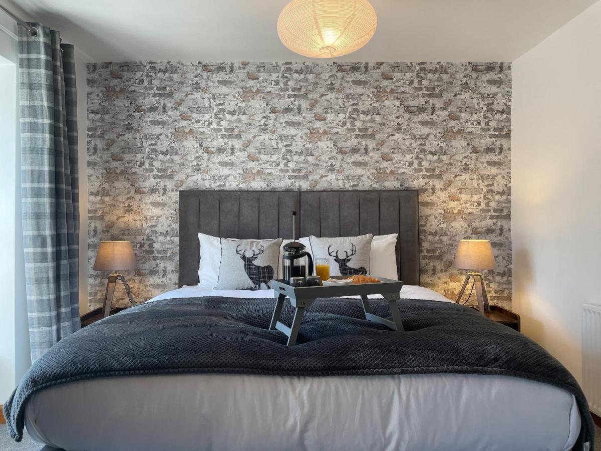 7 Castle Terrace *